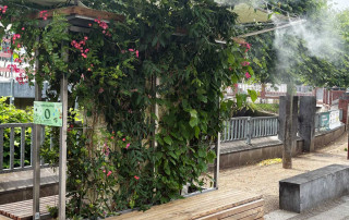 Coole Neuheit in Herzogenrath-Mitte: Klima-Sitzbank sorgt für Erfrischung