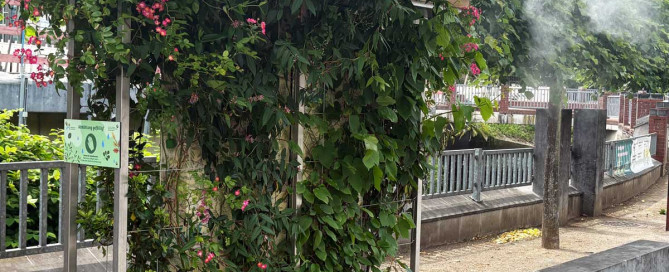 Coole Neuheit in Herzogenrath-Mitte: Klima-Sitzbank sorgt für Erfrischung