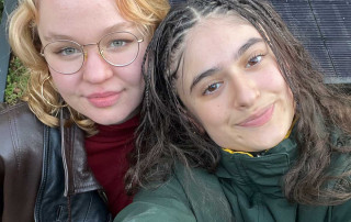 Die Gewinnerinnen der Umweltehrung 2025: Venus Masoudi & Pauline Hirschhausen